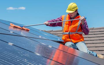 Eye roof cleaning services